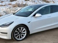 Begagnad Tesla Model 3 Long Range AWD 323 kW (440 HK) 2020 Pearl white Sedan