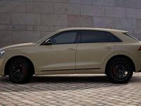 Begagnad Audi Q8 286 HK (210 kW) 2024 Sakhirguld metallic SUV