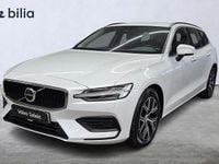 Begagnad Volvo V60 Core 200 HK (147 kW) 2023 Vit Kombi