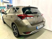 begagnad Toyota Auris Hybrid e-CVT Comfort Euro 6