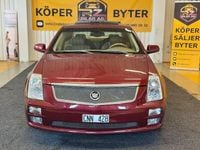 Begagnad Cadillac STS 258 HK (189 kW) 2005 Röd Sedan