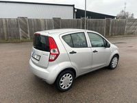 Begagnad Suzuki Splash 65 HK (47 kW) 2010 Halvkombi
