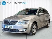 Begagnad Skoda Octavia 110 HK (80 kW) 2015 Cappuccino beige metallic Kombi