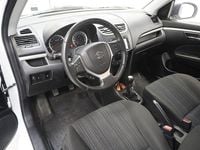 Begagnad Suzuki Swift Exclusive 94 HK (69 kW) 2013 Vit Halvkombi