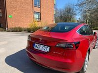 begagnad Tesla Model 3 Long Range AWD RED