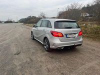 Begagnad Mercedes B180 109 HK (80 kW) 2016 Minibuss