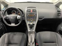 begagnad Toyota Auris 1.6 Lågmilare Drag M-värm 2013, Halvkombi