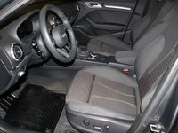 begagnad Audi A3 Sportback 40 TFSI quattro S Tronic Sport, Comfort Eu