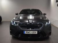 Begagnad BMW M5 Comfort Edition 2025 Grå Sedan