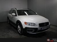Begagnad Volvo XC70 Executive 215 HK (158 kW) 2013 Vit Kombi