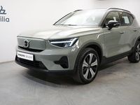 Begagnad Volvo XC40 Core 185 kW (252 HK) 2022 Grön SUV