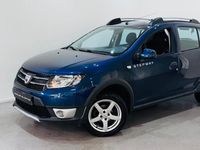 Begagnad Dacia Sandero Stepway 90 HK (66 kW) 2017 Blå Kombi