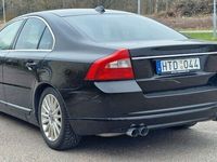 begagnad Volvo S80 4.4 V8 AWD Geartronic Summum Euro 4 2009, Sedan