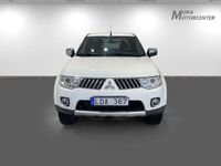 begagnad Mitsubishi L200 Dubbelhytt 2.5 4x4 Drag, Vinterhjul, servad