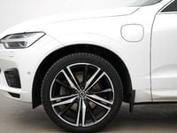 Begagnad Volvo XC60 R-Design 320 HK (235 kW) 2017 Vit SUV