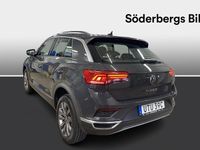 begagnad VW T-Roc Style 1.0 TSI Adaptiv farthållare P-sensorer F+B 110hk