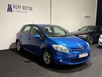 Begagnad Toyota Auris Plus 132 HK (97 kW) 2011 Blå Halvkombi