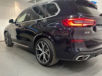 begagnad BMW X5 xDrive 40i M-sport Innovation Värmare Panorama H/K