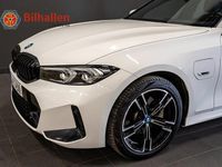 Begagnad BMW 330 M Sport 292 HK (214 kW) 2023 Vit Kombi