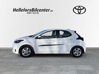 Begagnad Toyota Yaris Hybrid Active 117 HK (86 kW) 2022 Vit Halvkombi