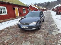 Begagnad Ford Mondeo 145 HK (106 kW) 2004 Halvkombi