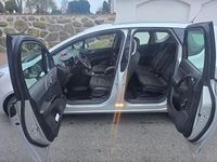 Begagnad Opel Meriva 120 HK (88 kW) 2014 Minibuss