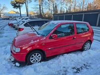 Begagnad VW Polo 75 HK (55 kW) 1999 Halvkombi