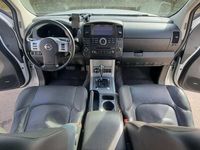 begagnad Nissan Navara Dubbelhytt 3.0 dCi V6 4x4 Euro 5