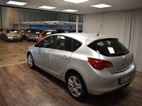 Begagnad Opel Astra 116 HK (85 kW) 2013 Grå Halvkombi
