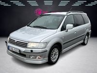Begagnad Mitsubishi Space Wagon 147 HK (108 kW) 2002 Grå Minibuss