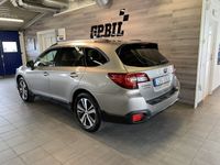 begagnad Subaru Outback 2.5 4WD Summit Lineartronic, 175hk