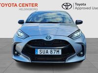 Begagnad Toyota Yaris Hybrid Style 117 HK (86 kW) 2023 Silver Halvkombi