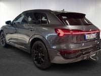 Begagnad Audi Q8 e-tron S-Line 300 kW (408 HK) 2024 Grå SUV