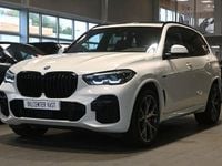 Begagnad BMW X5 M Sport 394 HK (289 kW) 2022 Alpinvit SUV