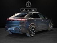 Begagnad Porsche Macan 330 kW (449 HK) 2024 Volcanogrå metallic SUV