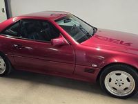 Begagnad Mercedes SL500 320 HK (235 kW) 1993 Röd Cab