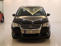begagnad VW Touran 1.4TSI Auto 7 sits R-Line Ny Servad M-Värm