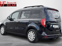 Begagnad Mercedes T180 116 HK (85 kW) 2024 Svart Minibuss