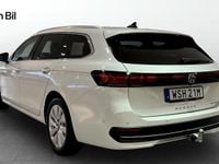 Begagnad VW Passat Business 150 HK (110 kW) 2024 Vit Kombi