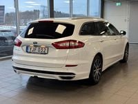 Begagnad Ford Mondeo Titanium 182 HK (133 kW) 2017 Vit Kombi