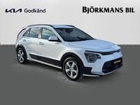 Begagnad Kia e-Niro 150 kW (204 HK) 2023 /ud/ clear white SUV
