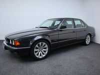Begagnad BMW 735 211 HK (155 kW) 1989 Svart Sedan