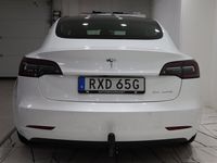 begagnad Tesla Model 3 Long Range AWD Autopilot Dragkrok Panorama