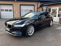 Begagnad Volvo V90 Momentum 190 HK (139 kW) 2020 Svart Kombi