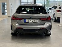 begagnad BMW M135 i xDrive Innovation Head-Up H K El-Stol Panorama M-Pro