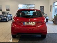 Begagnad Peugeot 208 82 HK (60 kW) 2015 Röd Halvkombi