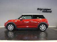 Begagnad Mini Cooper D Chili 116 HK (85 kW) 2014 Röd (blazing red metallic) Halvkombi