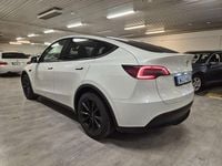 Begagnad Tesla Model Y Long Range AWD 378 kW (514 HK) 2023 Vit SUV