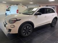 Begagnad Fiat 600 Pop 101 HK (74 kW) 2023 Vit SUV