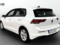 begagnad VW Golf VIII Life 1.0 TSI 110hk Navi/Lane Assist/Apple Carplay